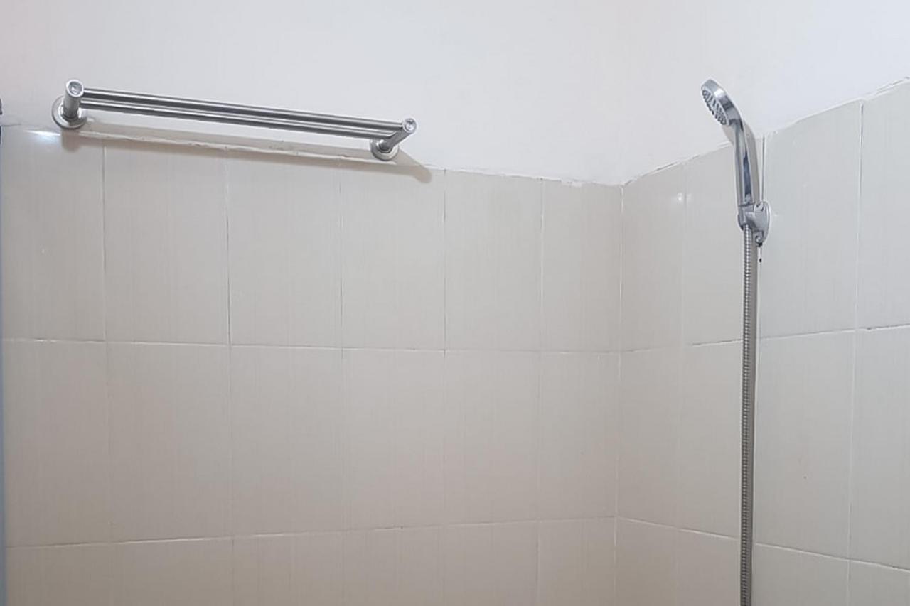 Waringin Residence Redpartner Medan Ngoại thất bức ảnh