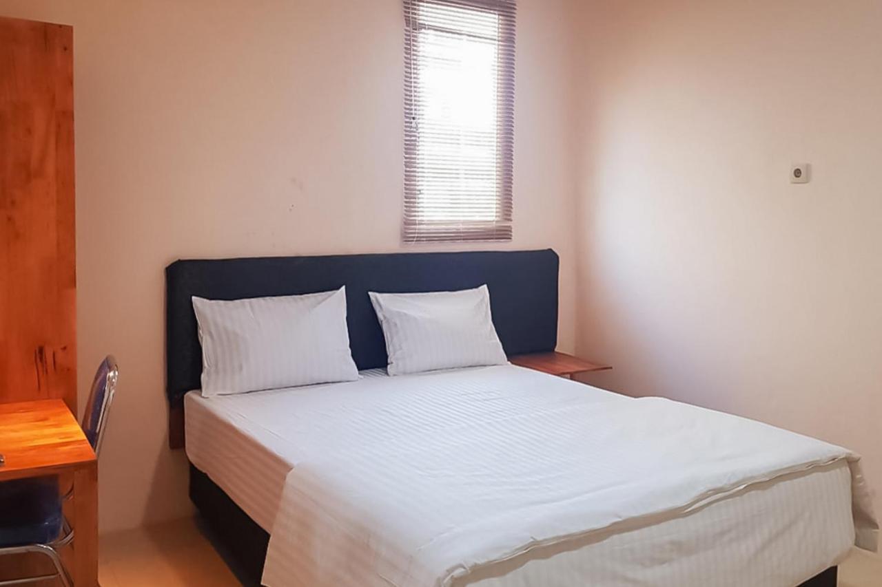 Waringin Residence Redpartner Medan Ngoại thất bức ảnh