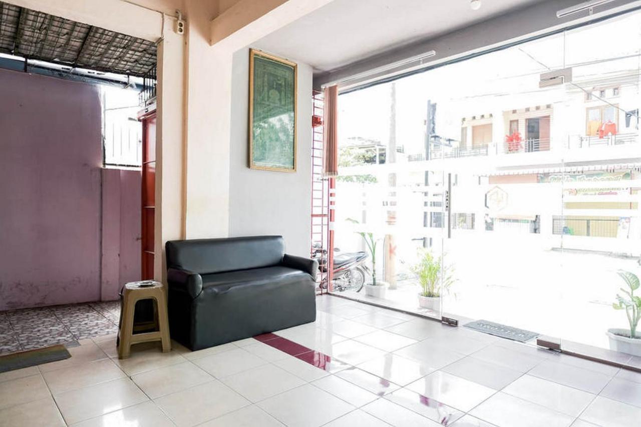Waringin Residence Redpartner Medan Ngoại thất bức ảnh