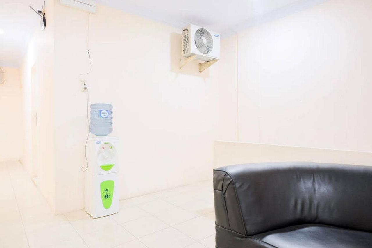 Waringin Residence Redpartner Medan Ngoại thất bức ảnh